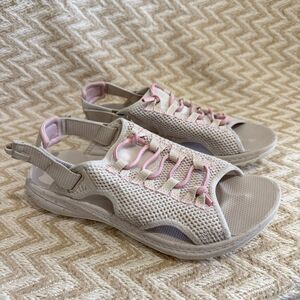 Merrell Women’s Bravada Bungee Casual Adventure Sandals